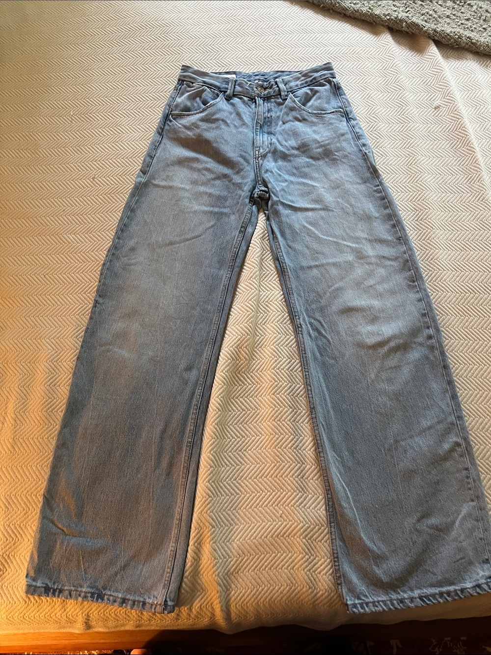 Zara Wide Leg Jeans - Light Blue 25/26/27 (depending on bagginess of fit!)